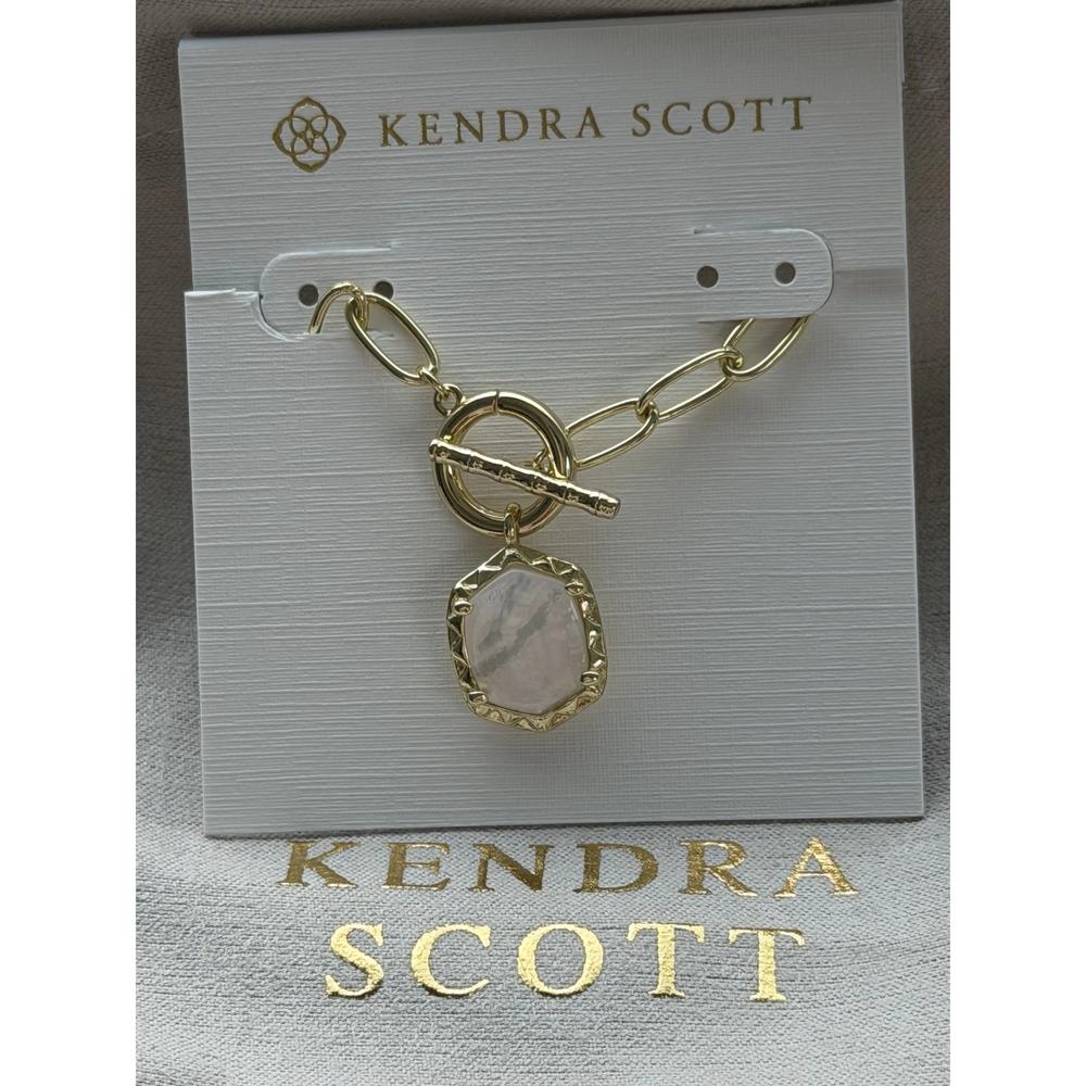 Kendra Scott white necklace